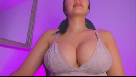 Snapshot of nathyy_garcia chatting on 05-17-26, 06:37 Nathyy online show from 05-17-26, 06:37