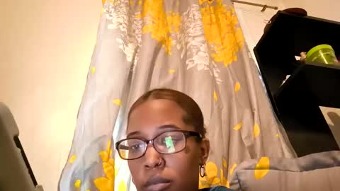 natiivemamiii online show from 04-25-26, 07:11