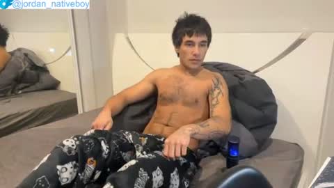 Snapshot of native_boy2 chatting on 06-13-26, 08:29 native_boy2 online show from 06-13-26, 08:29