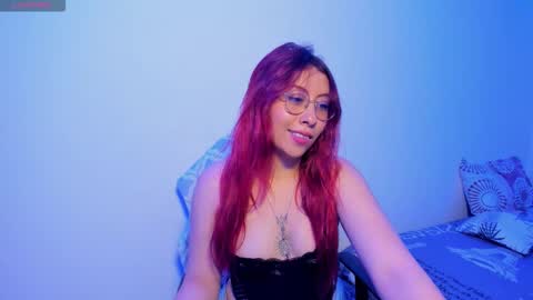 Snapshot of natt15 chatting on 10-24-25, 09:00 Natalia online show from 10-24-25, 09:00