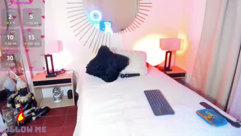 andrea Instagram..natta smithh online show from 02-12-25, 03:07