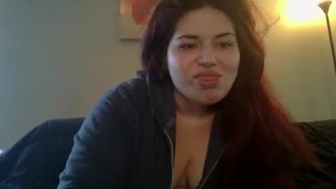 Snapshot of natty_green chatting on 03-27-26, 05:45 Natalie G online show from 03-27-26, 05:45