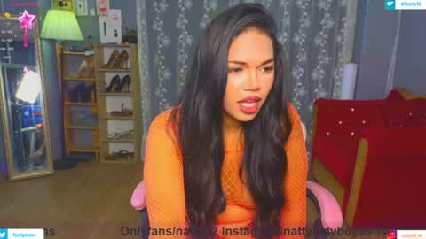 Snapshot of nattyladyboy chatting on 06-12-26, 05:06 Natty online show from 06-12-26, 05:06