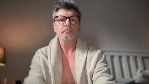 naturalcouple281074 online show from 01-11-26, 01:38