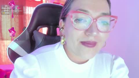 Snapshot of naty__mature_ chatting on 01-16-25, 10:12 Nataly online show from 01-16-25, 10:12