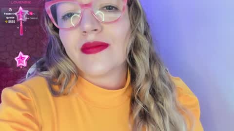 Snapshot of naty__mature_ chatting on 01-19-25, 11:32 Nataly online show from 01-19-25, 11:32