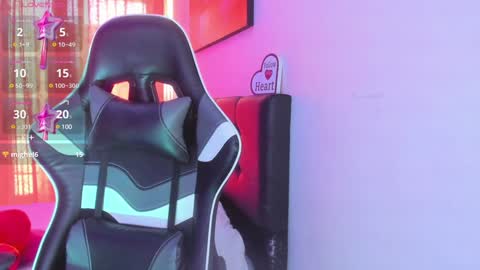 Snapshot of naty__mature_ chatting on 01-21-25, 10:08 Nataly online show from 01-21-25, 10:08