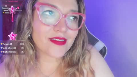 Snapshot of naty__mature_ chatting on 02-05-25, 12:31 Nataly online show from 02-05-25, 12:31