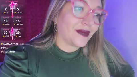 Snapshot of naty__mature_ chatting on 02-09-25, 06:33 Nataly online show from 02-09-25, 06:33