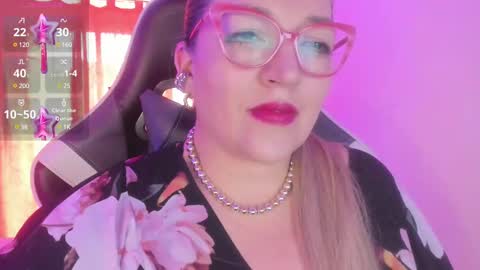 Snapshot of naty__mature_ chatting on 02-10-25, 06:13 Nataly online show from 02-10-25, 06:13