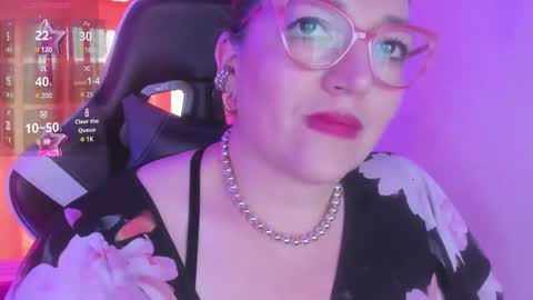 Snapshot of naty__mature_ chatting on 02-10-25, 09:15 Nataly online show from 02-10-25, 09:15