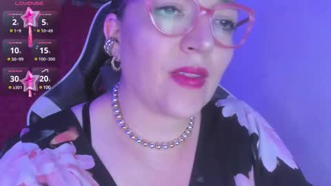 Snapshot of naty__mature_ chatting on 02-11-25, 02:03 Nataly online show from 02-11-25, 02:03