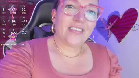 Snapshot of naty__mature_ chatting on 02-16-25, 03:37 Nataly online show from 02-16-25, 03:37