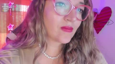 Snapshot of naty__mature_ chatting on 02-24-25, 08:03 Nataly online show from 02-24-25, 08:03