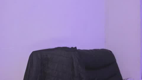 Snapshot of naty__mature_ chatting on 10-17-25, 09:50 Nataly online show from 10-17-25, 09:50