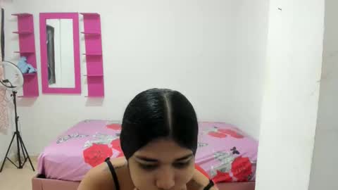 Snapshot of naty_lan chatting on 10-17-25, 02:08 naty_lan online show from 10-17-25, 02:08