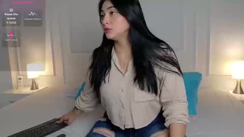 Snapshot of naty_model25 chatting on 01-09-26, 07:59 naty_model25 online show from 01-09-26, 07:59