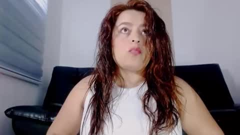 Snapshot of natyboo chatting on 05-05-26, 11:51 naty online show from 05-05-26, 11:51