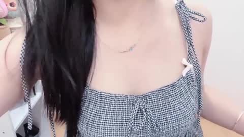 Kiki online show from 04-06-26, 02:09