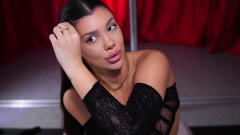 Snapshot of natydesiree chatting on 01-30-25, 01:55 Naty online show from 01-30-25, 01:55