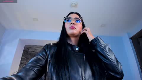 Snapshot of natyferrer chatting on 12-29-24, 10:34 Naty Ferrer online show from 12-29-24, 10:34