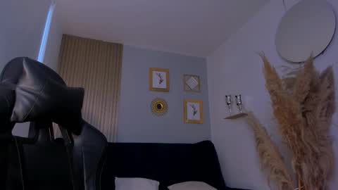 Snapshot of natyferrer chatting on 10-04-25, 10:57 Naty Ferrer online show from 10-04-25, 10:57