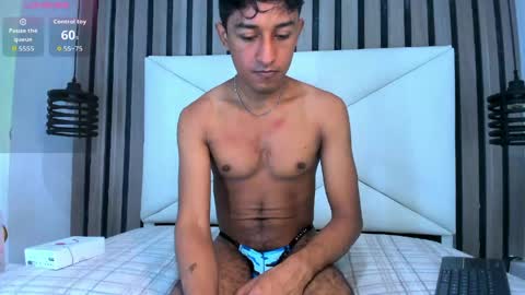 natzuki_ online show from 05-31-26, 04:03