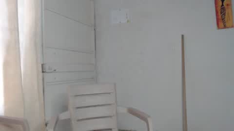 Snapshot of natzumi_mcqueen chatting on 12-10-24, 03:44 Stella Mcqueen online show from 12-10-24, 03:44