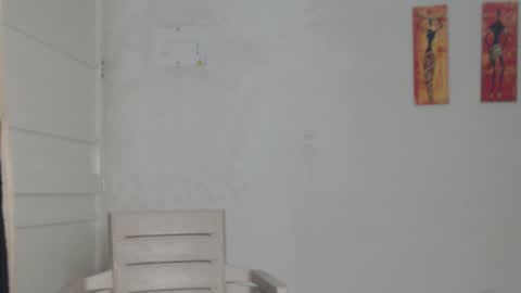 Snapshot of natzumi_mcqueen chatting on 02-05-25, 11:17 Stella Mcqueen online show from 02-05-25, 11:17