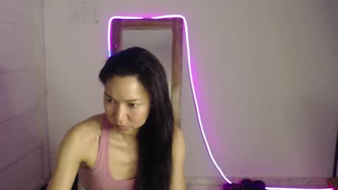 Snapshot of natzumi_mcqueen chatting on 03-21-26, 09:36 Stella Mcqueen online show from 03-21-26, 09:36