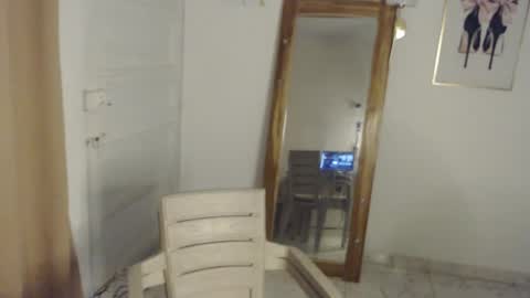 Snapshot of natzumi_mcqueen chatting on 04-19-26, 09:17 Stella Mcqueen online show from 04-19-26, 09:17
