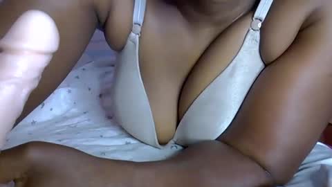 naughtnightnurse1 online show from 10-12-25, 08:24