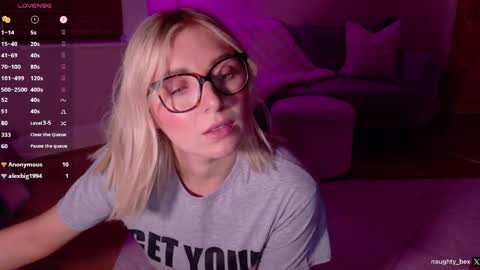 Bex currently on maternity leave online show from 04-05-26, 08:17