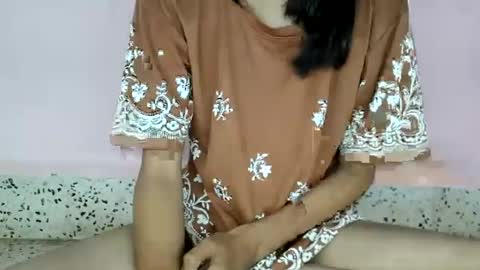 Snapshot of naughty_alia chatting on 08-03-26, 07:40 Alia online show from 08-03-26, 07:40