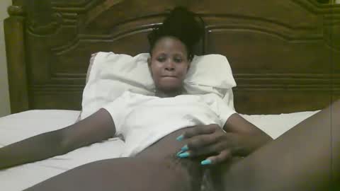 alisha online show from 12-20-25, 07:43