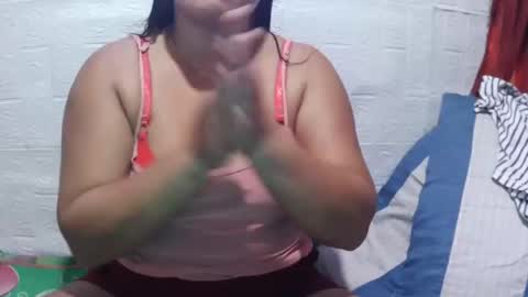 Snapshot of naughty_baby25 chatting on 02-07-25, 04:27 Hannah online show from 02-07-25, 04:27