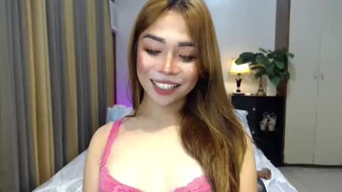 Queen Jess online show from 10-22-25, 06:35