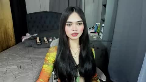 emma online show from 04-25-26, 02:14