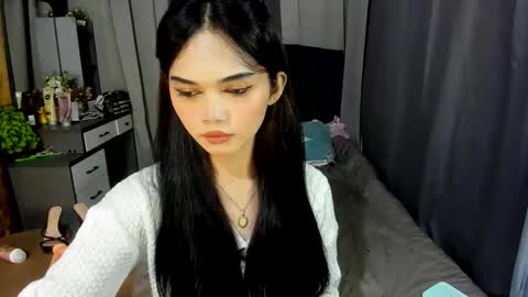 emma online show from 06-08-26, 01:33