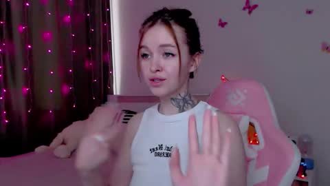 Mable online show from 10-27-25, 03:43