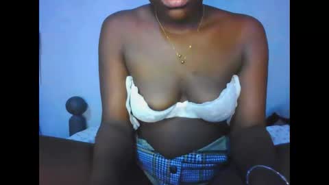 Snapshot of naughty_nilla chatting on 09-20-25, 10:38 naughty_nilla online show from 09-20-25, 10:38