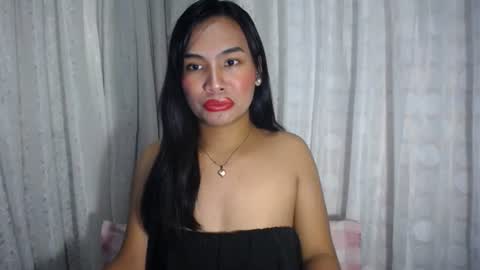 Snapshot of naughty_rina chatting on 07-21-26, 01:57 naughty_rina online show from 07-21-26, 01:57