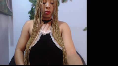 Snapshot of naughty_xxbunny chatting on 03-07-25, 02:12 beauty online show from 03-07-25, 02:12