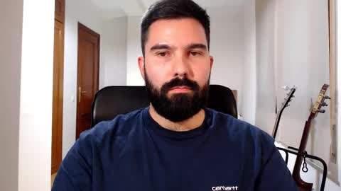 Snapshot of naughtybear_69 chatting on 10-27-25, 04:33 Tom online show from 10-27-25, 04:33