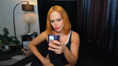 Snapshot of naughtychanell chatting on 07-10-26, 01:43 naughtychanell online show from 07-10-26, 01:43