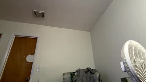 Snapshot of naughtydaddy83 chatting on 11-06-25, 07:09 naughtydaddy83 online show from 11-06-25, 07:09