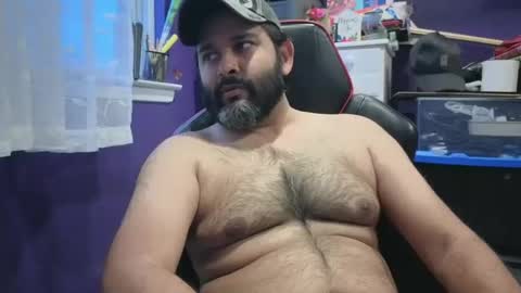 Snapshot of naughtydesicock chatting on 02-14-25, 10:47 sakhtlaundaz online show from 02-14-25, 10:47