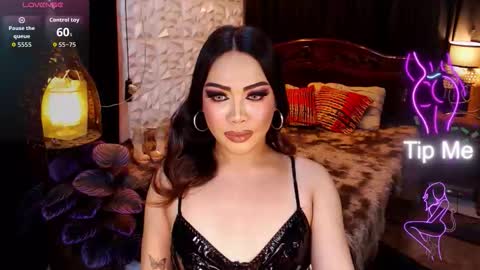 Snapshot of naughtyfridah chatting on 05-11-26, 05:54 naughtyfridah online show from 05-11-26, 05:54