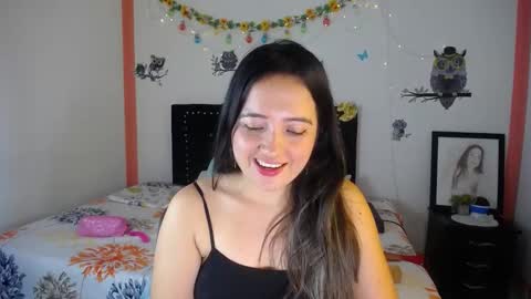 Snapshot of naughtygirl_mmm chatting on 01-09-25, 07:08 Valeria online show from 01-09-25, 07:08