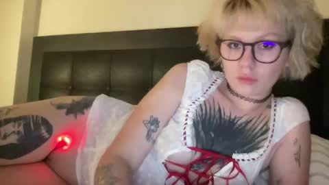 Snapshot of naughtylayla666 chatting on 05-14-26, 08:59 NaughtyLayla666 online show from 05-14-26, 08:59